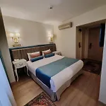 Taximtown Hotel