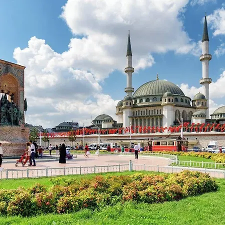 Taximtown Отель 3*