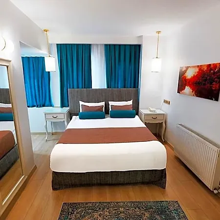 Hotel Taximtown 3*