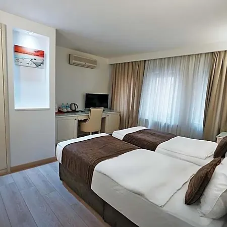 Taximtown Hotel