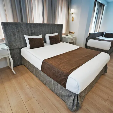 Taximtown Hotel 3*