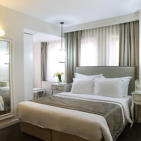 Taximtown Hotel 3*